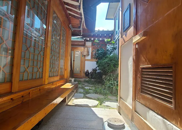 Yeonwoo House